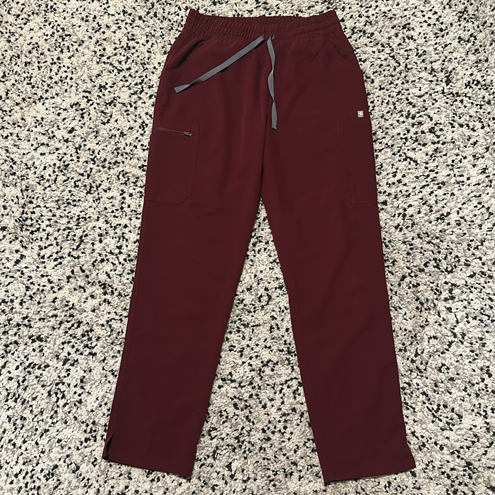 Figs Yola High Waisted Scrub Pant Medium Burgundy EUC